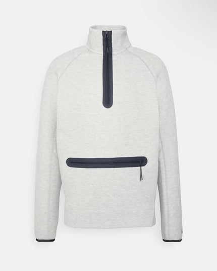 Pull Nike Tech