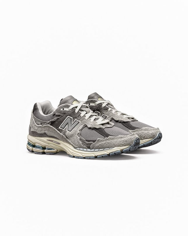 New Balance 2002r