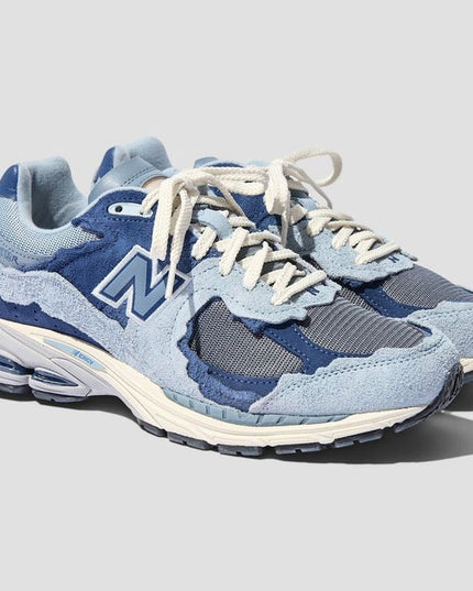 New Balance 2002r